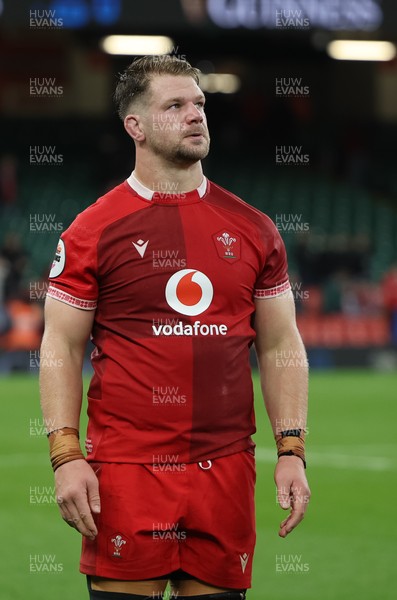 091125 - Wales v Argentina, Quilter Nations Series - Olly Cracknell of Wales