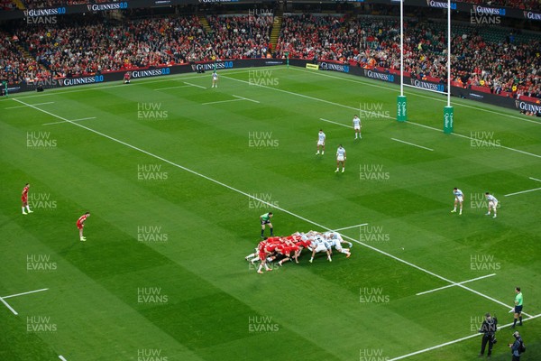 091125 - Wales v Argentina - Quilter Nations Series - Simon Benitez Cruz of Argentina puts the ball into a scrum