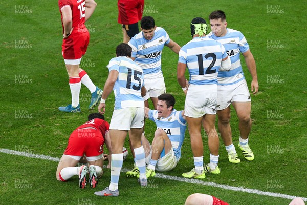091125 - Wales v Argentina - Quilter Nations Series - Bautista Delguy of Argentina celebrates after scoring a try