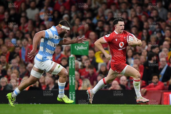 091125 - Wales v Argentina - Quilter Nations Series - Tom Rogers of Wales
