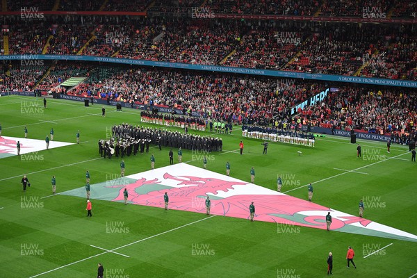 091125 - Wales v Argentina - Quilter Nations Series - A minutes silence is held before the match for remembrance Sunday