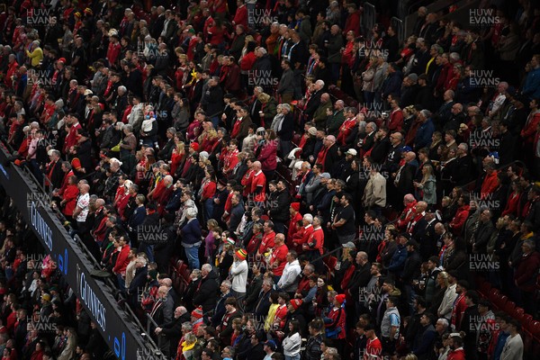 091125 - Wales v Argentina - Quilter Nations Series - A minutes silence is held before the match for remembrance Sunday