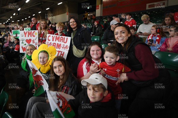091125 - Wales v Argentina - Quilter Nations Series - Ysgol Maes Y Coed ALN School Children
