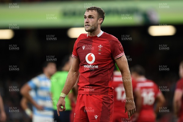 091125 - Wales v Argentina - Quilter Nations Series - Max Llewellyn of Wales