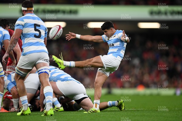 091125 - Wales v Argentina - Quilter Nations Series - Simon Benitez Cruz of Argentina 