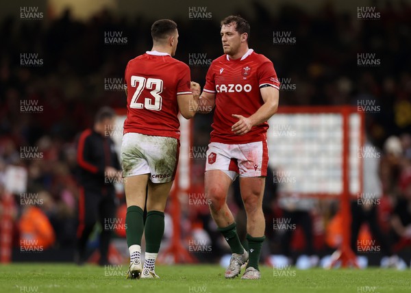 121122 - Wales v Argentina - Autumn Nations Series - Owen Watkin and Ryan Elias of Wales at full time