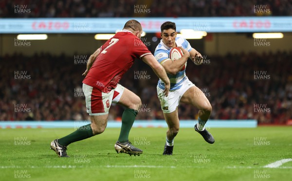 121122 - Wales v Argentina, Autumn Nations Series - Santiago Carreras of Argentina is tackled by Ken Owens of Wales 