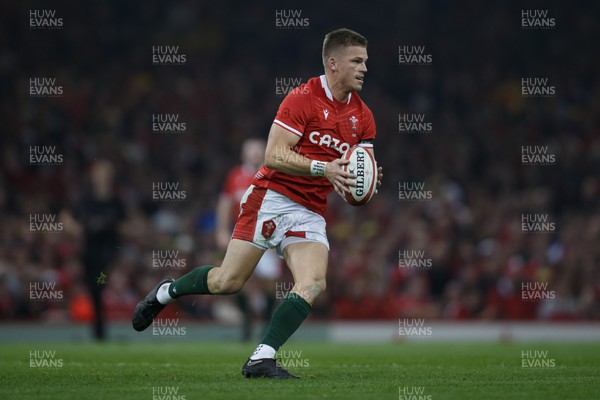 121122 - Wales v Argentina - Autumn Nations Series - Gareth Anscombe of Wales