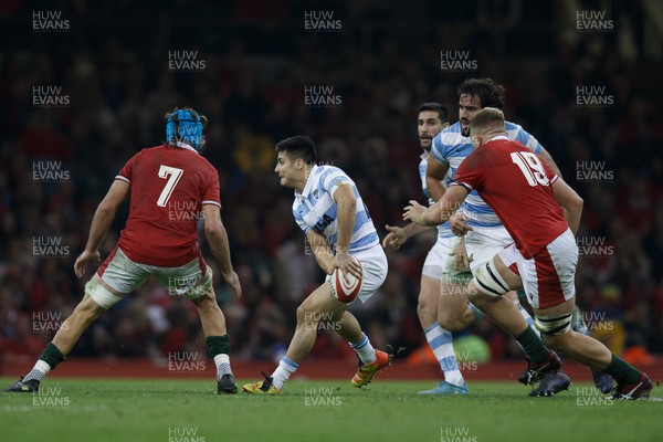 121122 - Wales v Argentina - Autumn Nations Series - Eliseo Morales of Argentina passes the ball