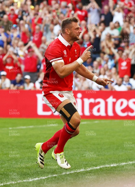 141023 - Wales v Argentina - Rugby World Cup Quarter Final - Dan Biggar of Wales celebrates scoring a try