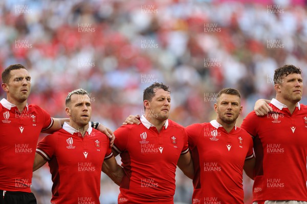 141023 - Wales v Argentina - Rugby World Cup Quarter Final - George North, Gareth Davies, Ryan Elias, Dan Biggar and Will Rowlands of Wales sing the anthem