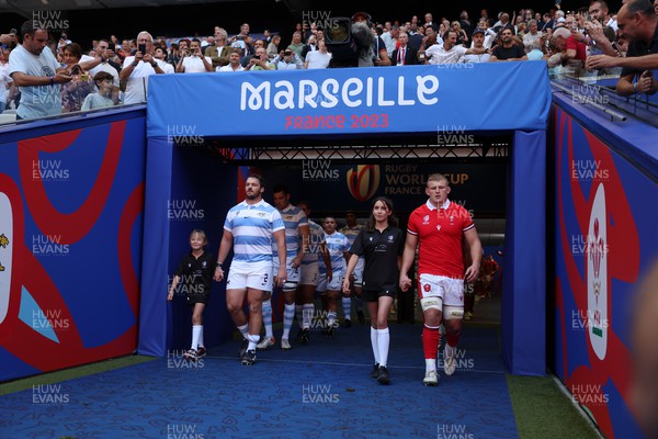 141023 - Wales v Argentina - Rugby World Cup Quarter Final - Jac Morgan of Wales leads out Wales