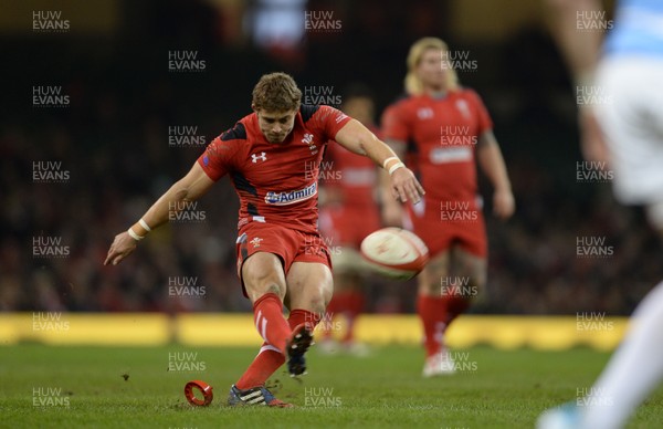 161113 - Wales v Argentina - Dove Men Series 2013 -Leigh Halfpenny of Wales kicks at goal