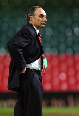 18.08.07 - Wales v Argentina - Invesco Perpetual 2007 Summer Series - Argentina Head Coach, Marcelo Loffreda 