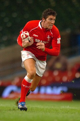 18.08.07 - Wales v Argentina - Invesco Perpetual 2007 Summer Series - Wales' James Hook 