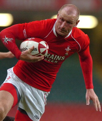 18.08.07 - Wales v Argentina - Invesco Perpetual 2007 Summer Series - Wales' Gareth Thomas 
