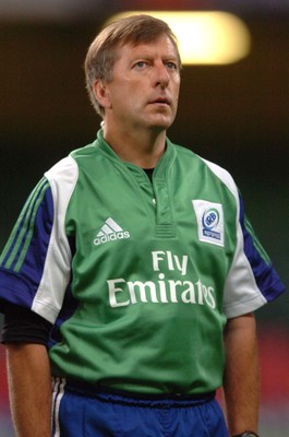 18.08.07 - Wales v Argentina - Invesco Perpetual 2007 Summer Series - Referee, Tony Spreadbury 
