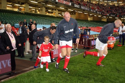 18.08.07  Wales v Argentina Six year old Rhys Harris with captain Gareth Thomas 