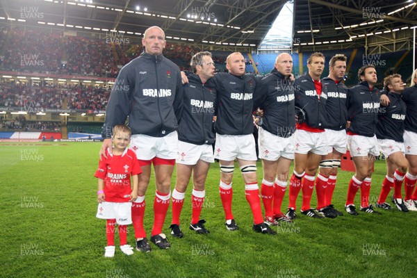 18.08.07  Wales v Argentina Six year old Rhys Harris with captain Gareth Thomas 