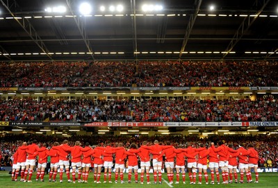 20.08.11 - Wales v Argentina - RWC Warm-Up Match - Wales players line up for the national anthems. 