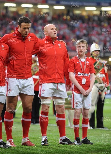 20.08.11 - Wales v Argentina - RWC Warm-Up Match - Martyn Williams and Jamie Roberts of Wales line up for the national anthems. 