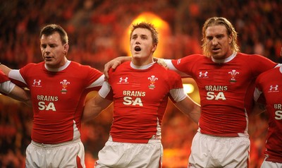 21.11.09 - Wales v Argentina - Invesco Perpetual Series 2009 - Matthew Rees, Jonathan Davies and Andy Powell line up for the national anthems. 