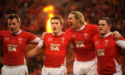 21.11.09 - Wales v Argentina - Invesco Perpetual Series 2009 - Matthew Rees, Jonathan Davies, Andy Powell and Paul James line up for the national anthems. 
