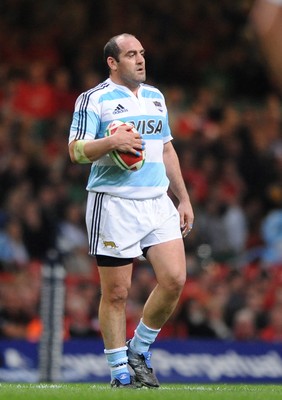 21.11.09 - Wales v Argentina - Invesco Perpetual Series 2009 - Argentina's Mario Ledesma. 