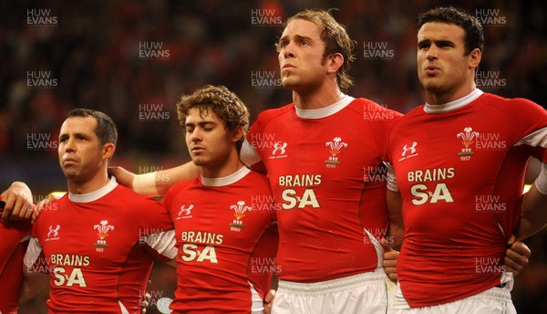 21.11.09 - Wales v Argentina - Invesco Perpetual Series 2009 - Gareth Cooper, Leigh Halfpenny, Alun Wyn Jones and Jamie Roberts line up for the national anthems. 