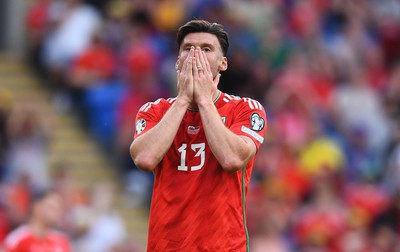 160623 - Wales v Armenia - UEFA European Championship Qualifers - Kieffer Moore of Wales looks dejected