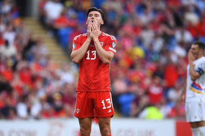 160623 - Wales v Armenia - UEFA European Championship Qualifers - Kieffer Moore of Wales looks dejected