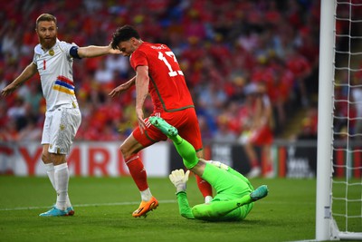 160623 - Wales v Armenia - UEFA European Championship Qualifers - Kieffer Moore of Wales and Ognjen Chancharevich of Armenia during incident before Kieffer Moore of Wales red card