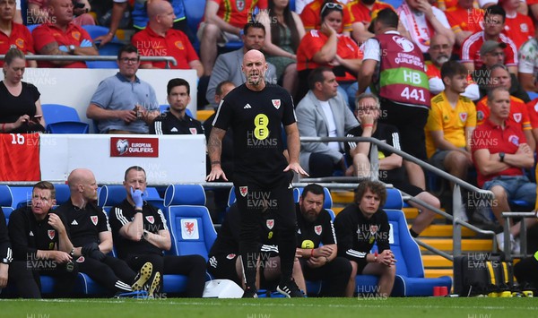 160623 - Wales v Armenia - UEFA European Championship Qualifers - Wales manager Rob Page