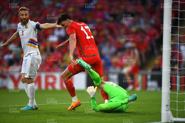 160623 - Wales v Armenia - UEFA European Championship Qualifers - Kieffer Moore of Wales and Ognjen Chancharevich of Armenia during incident before Kieffer Moore of Wales red card