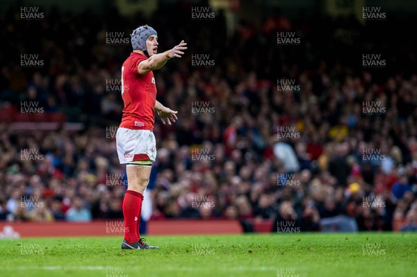 101118 - Wales v Australia, Under Armour Series - Jonathan Davies of Wales reacts during the game 