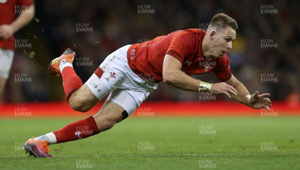 101118 - Wales v Australia - Under Armour Series 2018 - Liam Williams of Wales