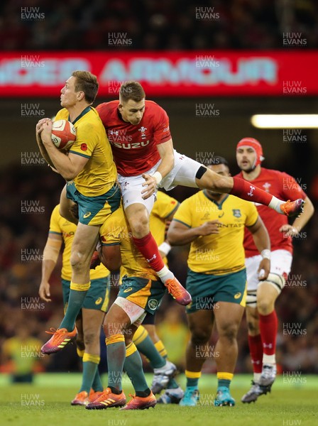101118 - Wales v Australia, Under Armour Series 2018 - Dane Haylett-Petty of Australia claims the ball as Liam Williams of Wales challenges