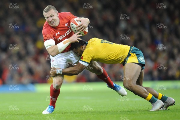 101118 - Wales v Australia - Under Armour Series 2018 - Hadleigh Parkes of Wales is tackled by Sefa Naivalu of Australia 
