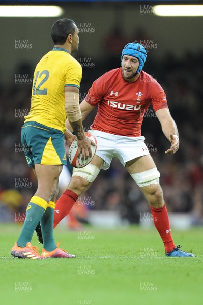 101118 - Wales v Australia - Under Armour Series 2018 - Justin Tipuric of Wales 