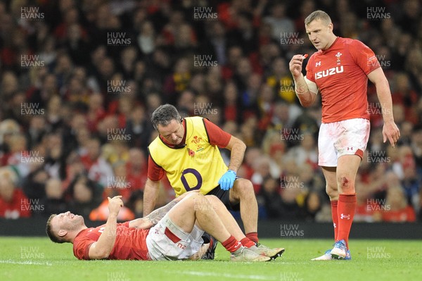 101118 - Wales v Australia - Under Armour Series 2018 - Ross Moriarty of Wales is treated for an injury