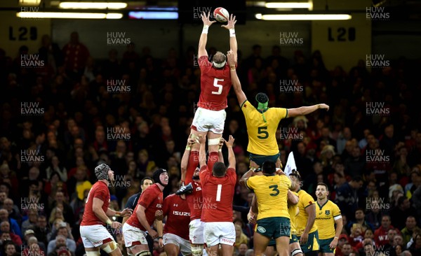 101118 - Wales v Australia - Under Armour Series - Alun Wyn Jones of Wales takes line out ball