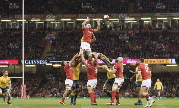 111117 - Wales v Australia, Under Armour Series 2017 - Aaron Shingler of Wales takes line out ball