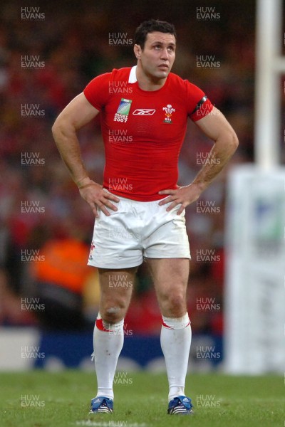 14.09.07 - Wales v Australia - Rugby World Cup 2007 -  Wales' Stephen Jones 