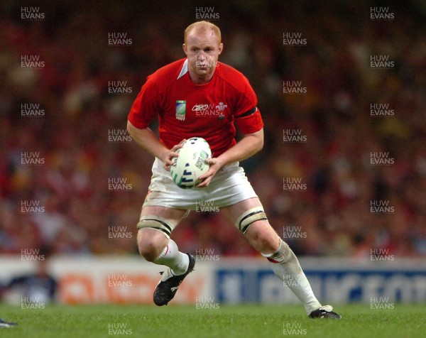 14.09.07 - Wales v Australia - Rugby World Cup 2007 -  Wales' Martyn Williams 