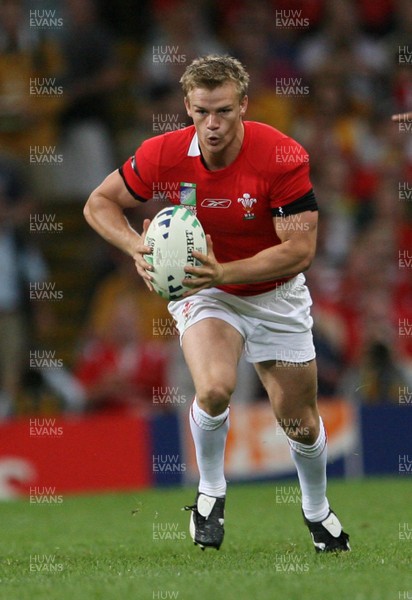 15.09.07  Wales v Australia... Wales' Dwayne Peel.  