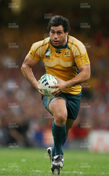 15.09.07  Wales v Australia... Australia's George Smith.  