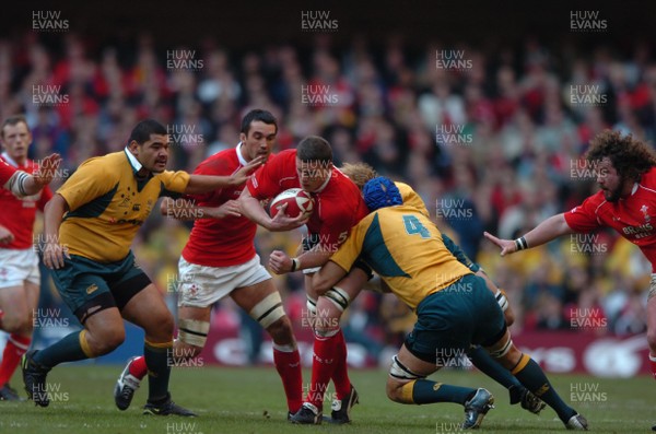 04.11.06  Wales v Australia.  Wales Ian Evans drives thro Nathan Sharpe.  