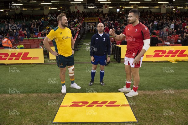 201121 - Wales v Australia - Autumn Nations Series - James Slipper of Australia, Referee Mike Adamson and Ellis Jenkins of Wales during the coin toss
