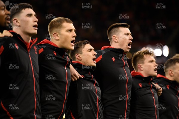 201121 - Wales v Australia - Autumn Nations Series - Seb Davies, Ben Carter, Tains Basham, Adam Beard and Nick Tompkins of Wales during the anthems