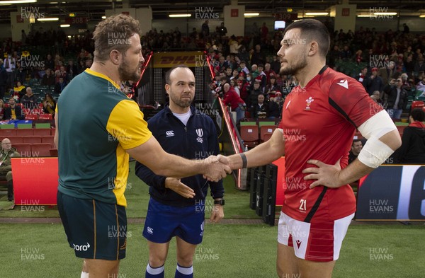201121 - Wales v Australia - Autumn Nations Series - James Slipper of Australia, Referee Mike Adamson and Ellis Jenkins of Wales during the coin toss
